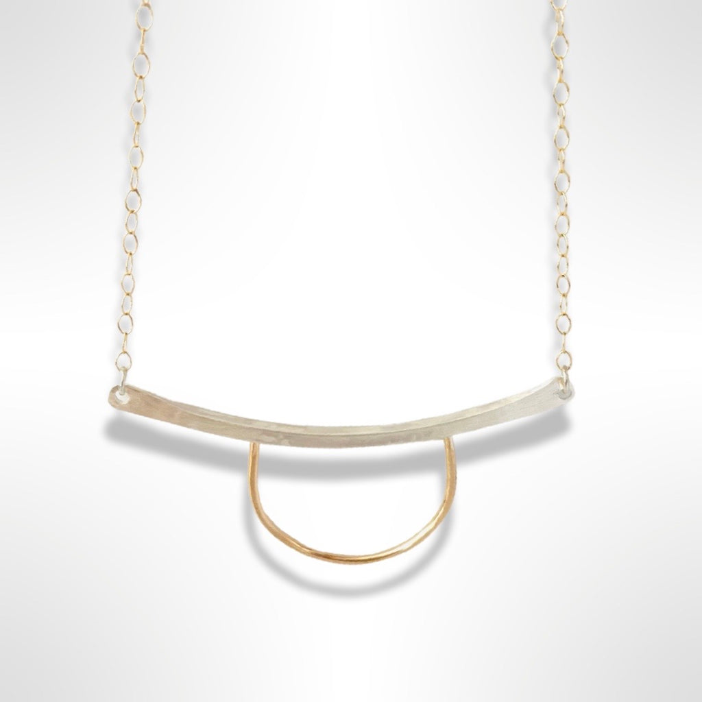 Chloe Wide Arc Necklace