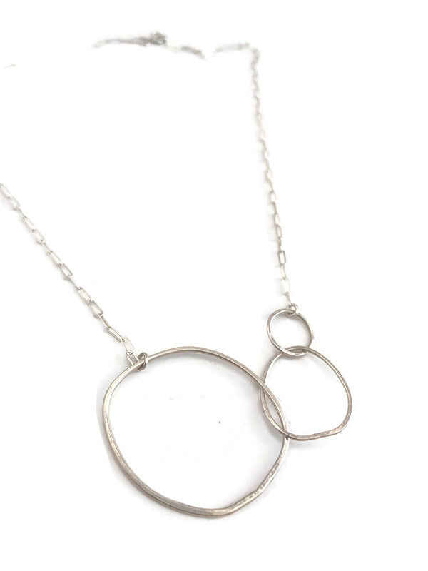 Kia Open Circle Necklace